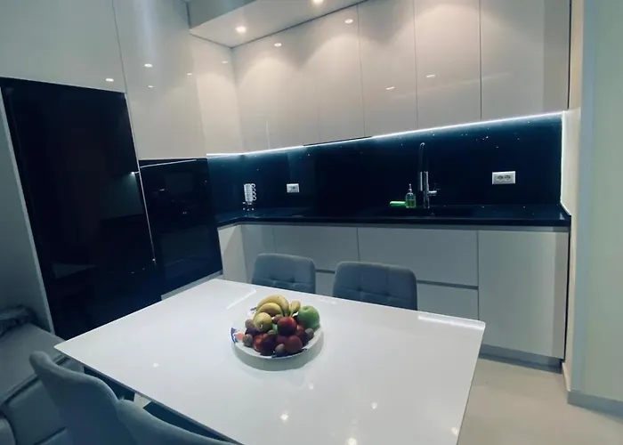 Elegant Flat X3 W Parking! Vlorë