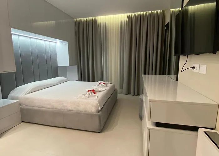 Elegant Flat X3 W Parking! Appartamento