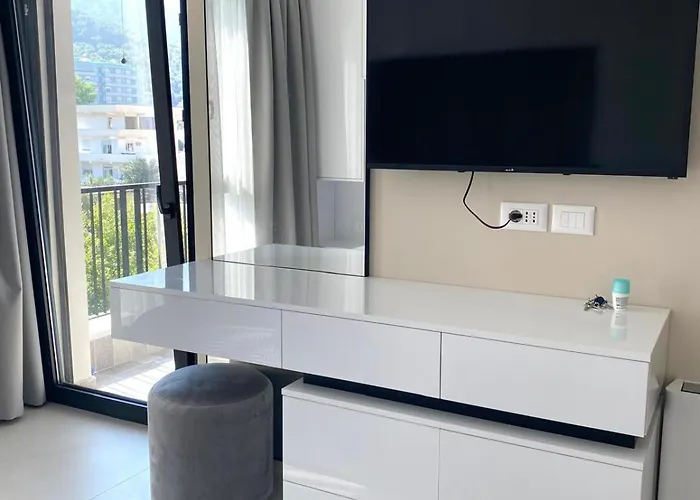 Appartamento Elegant Flat X3 W Parking!
