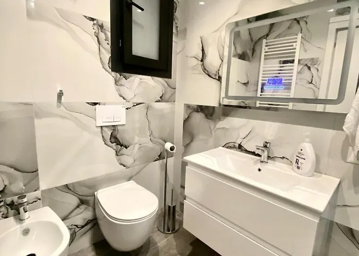 Elegant Flat X3 W Parking! Appartamento