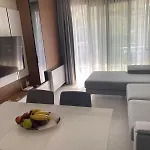 Elegant Flat X3 W Parking! Apartman