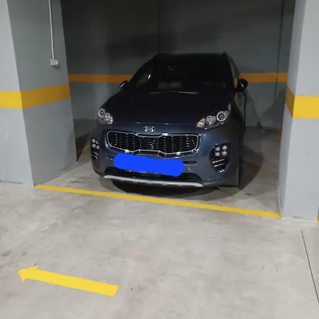 Elegant Flat X3 W Parking! * Wlora