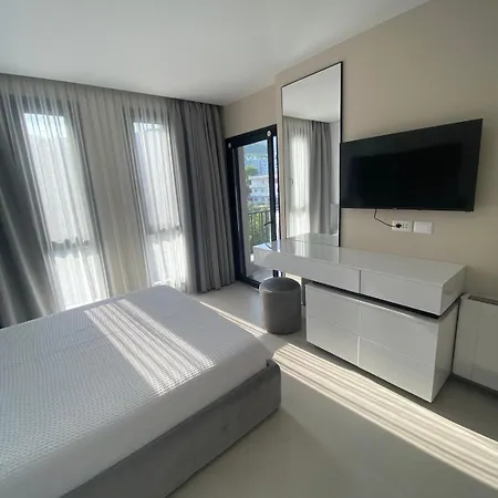 Apartament Elegant Flat X3 W Parking! Wlora